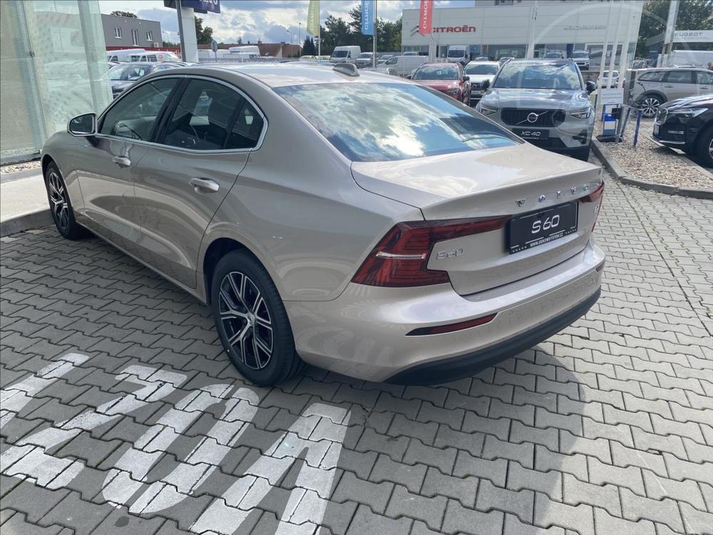 Volvo S60 2,0 B4 FWD Core