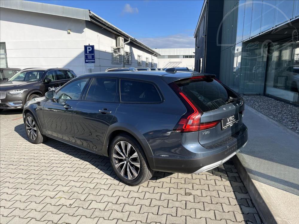 Volvo V90 2,0 B5 AWD benzin Ultimate Pol