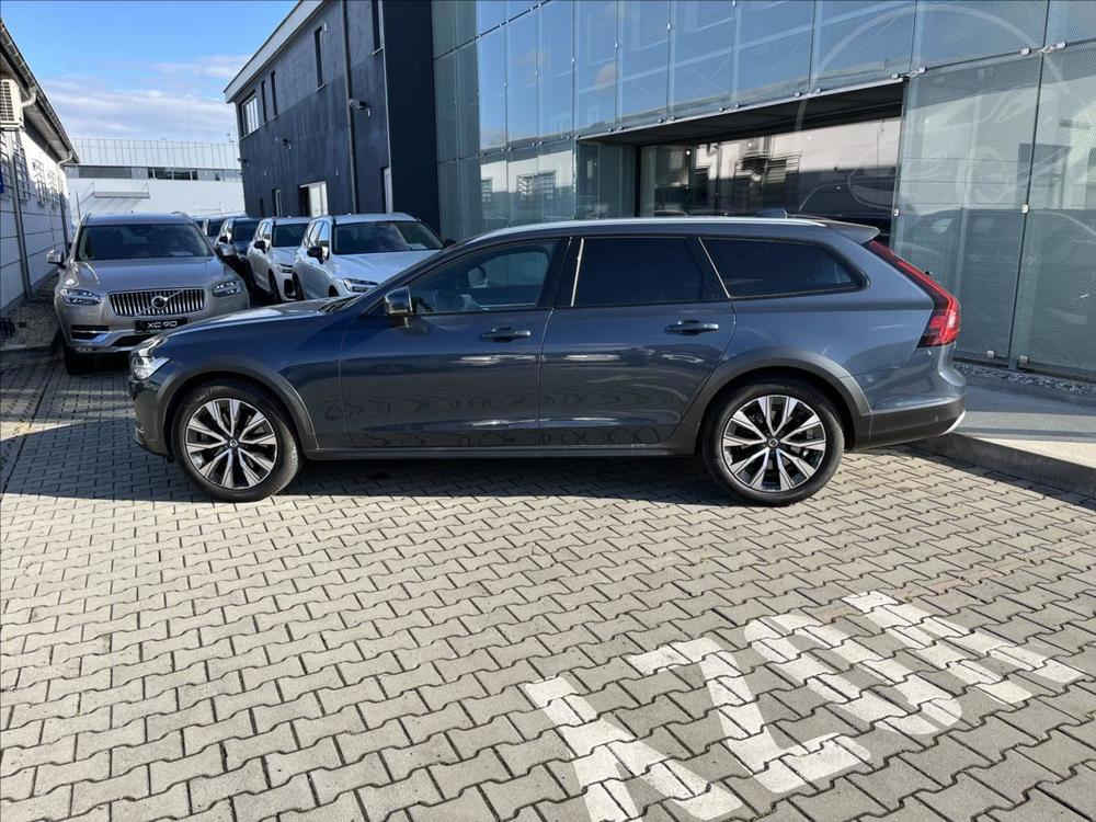 Volvo V90 2,0 B5 AWD benzin Ultimate Pol