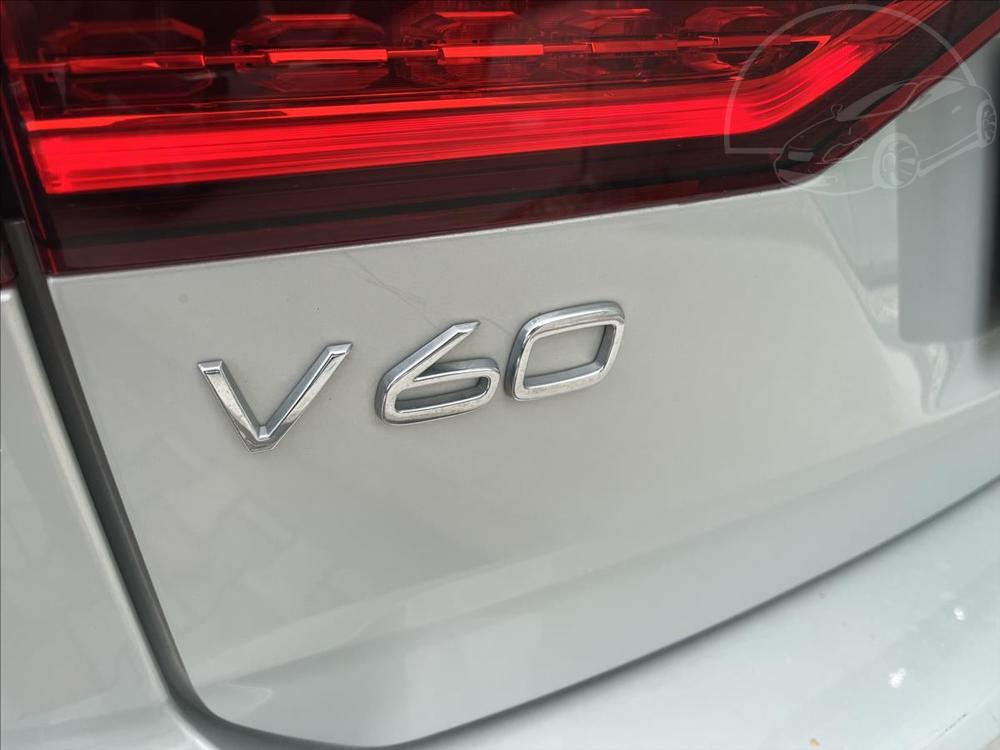 Volvo V60 2,0 D4 AWD Cross Country Poles