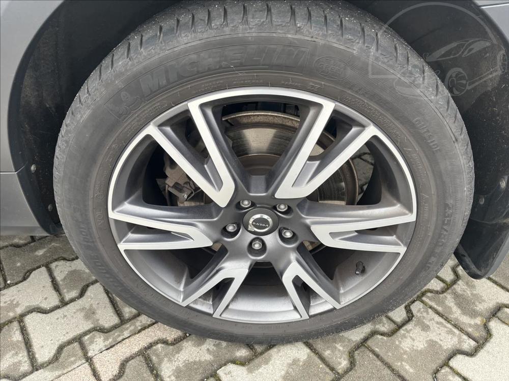 Volvo V90 2,0 D5 AWD Drive-E Pro Cross C