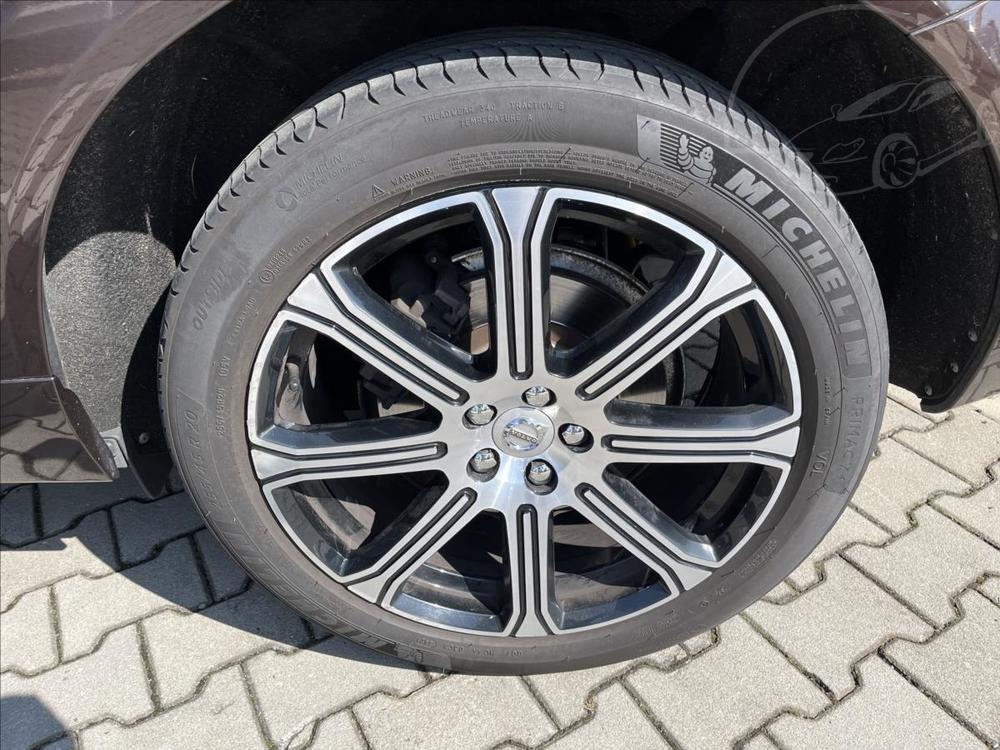 Volvo XC60 2,0 T5 AWD benzin Inscription