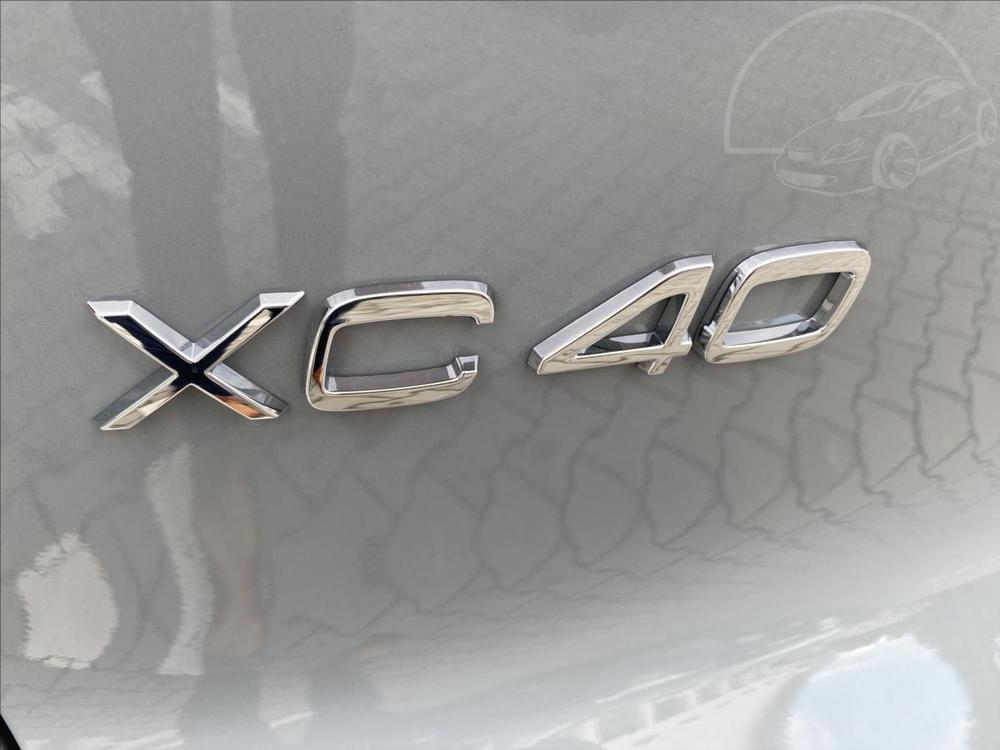 Volvo XC40 2,0 B3 Plus Dark