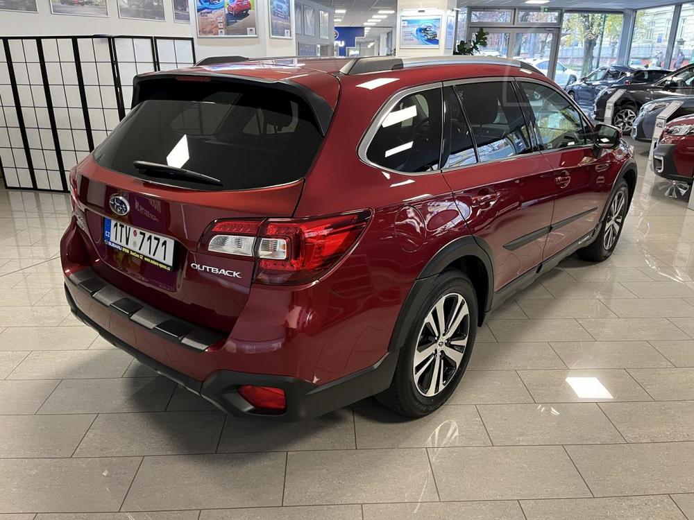 Subaru OUTBACK 2.5i Executive,CZ,1. maj.,TOP