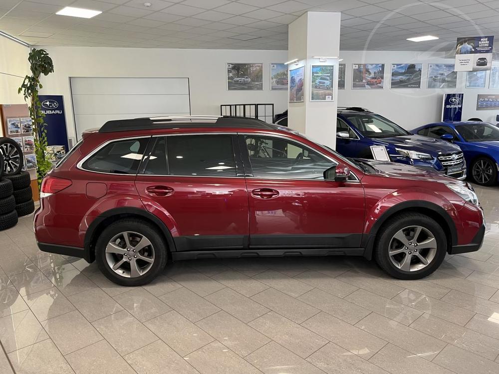 Subaru OUTBACK 2.5i Comfort Cross Line/CZ/1.m