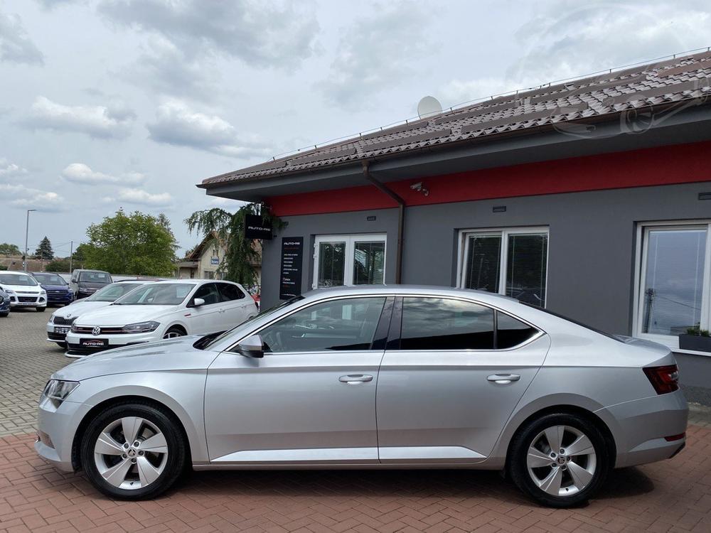 koda Superb 2.0TDi Xenony Navi Canton