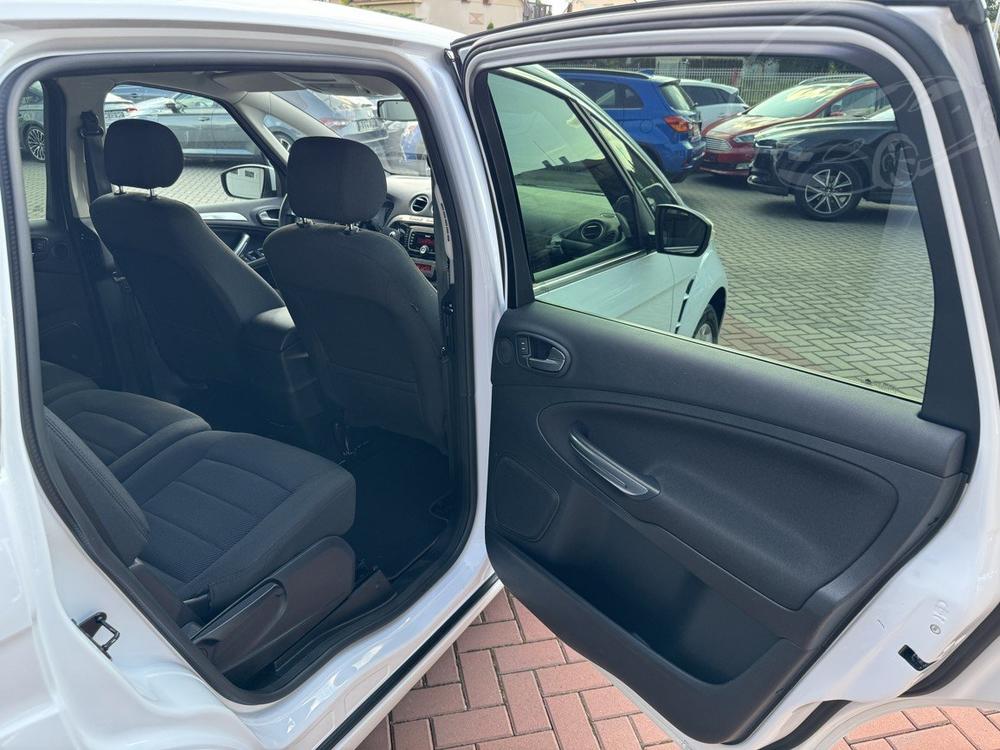 Ford S-Max 2.0i Titanium Xenony