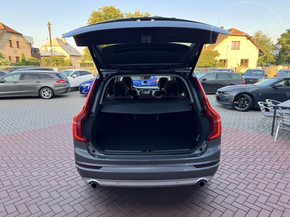 Volvo XC90 2.0 D5 AWD LED Navi Kamera