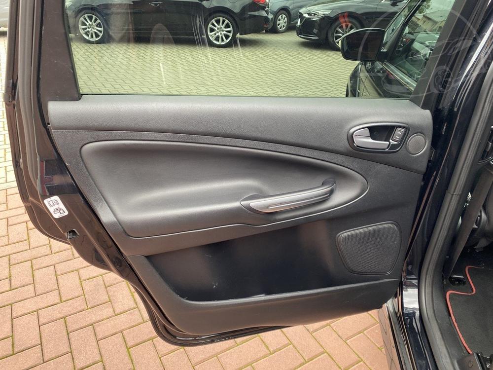 Ford S-Max 2.2TDCi Titanium-S Kamera