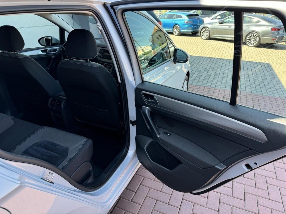 Volkswagen  1.4TSi Bi-Xenony Digi Klima BT