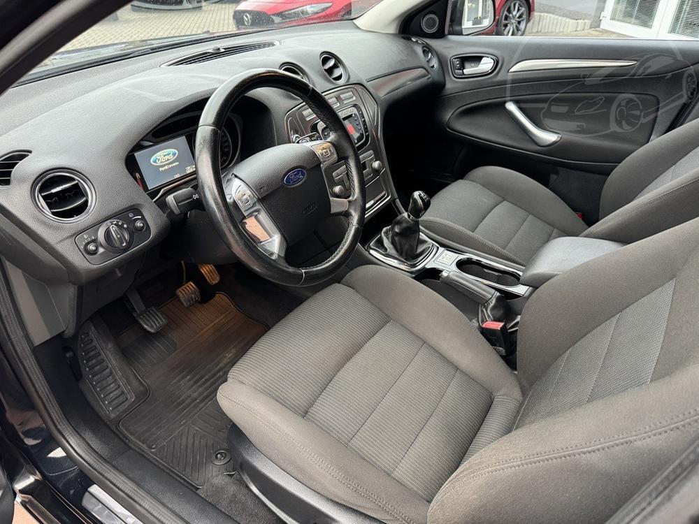 Ford Mondeo 2.0i Titanium Digi Klima