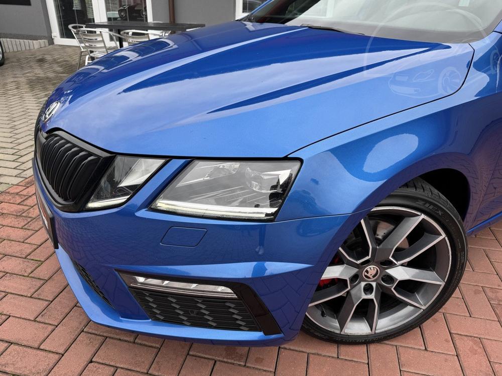 koda Octavia RS 2.0TDi LED Pano Kamera ACC