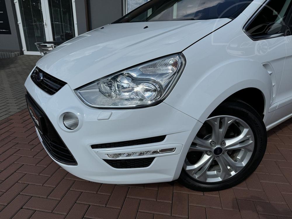 Ford S-Max 2.0i Titanium Xenony