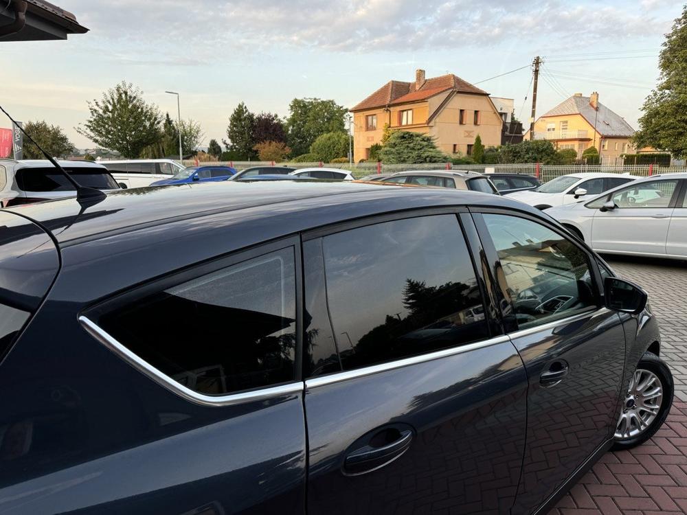 Ford C-Max 1.6Ti-VCT Digi Klima Parkovn