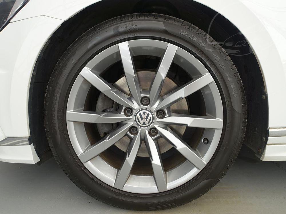 Volkswagen Passat 2.0 TDi R-Line NEZ. TOPENÍ