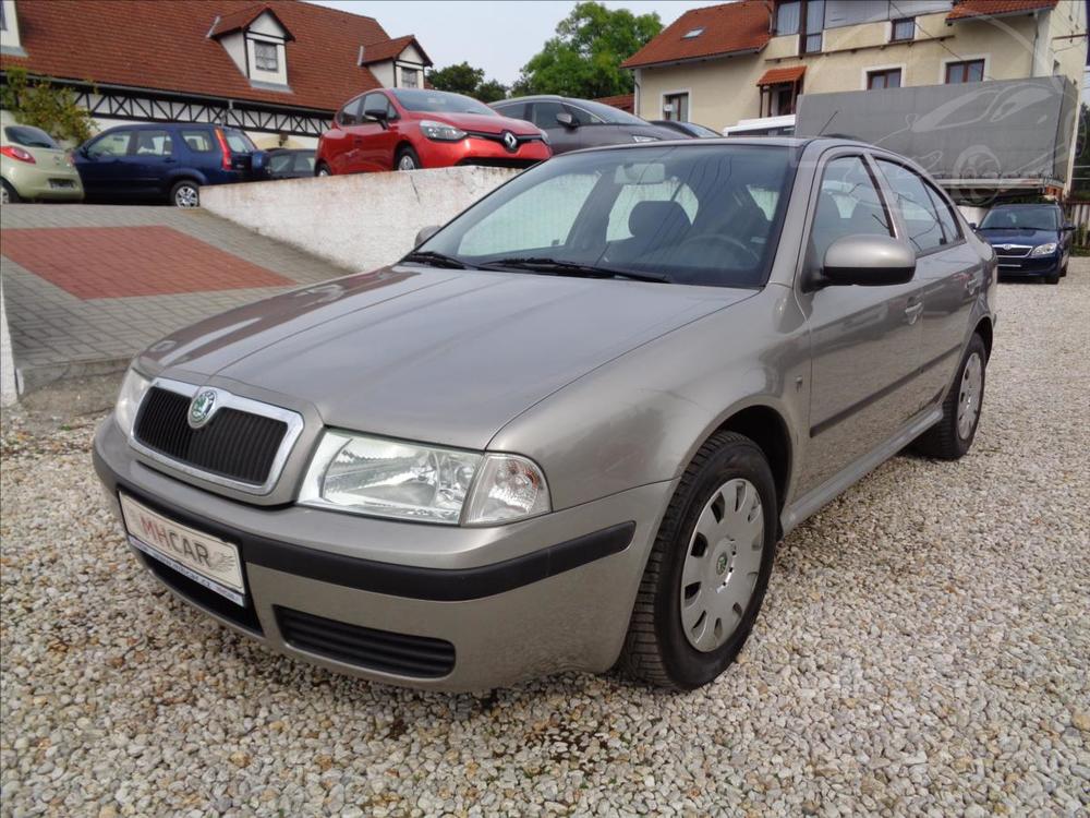 koda Octavia I 1,6 MPI Tour