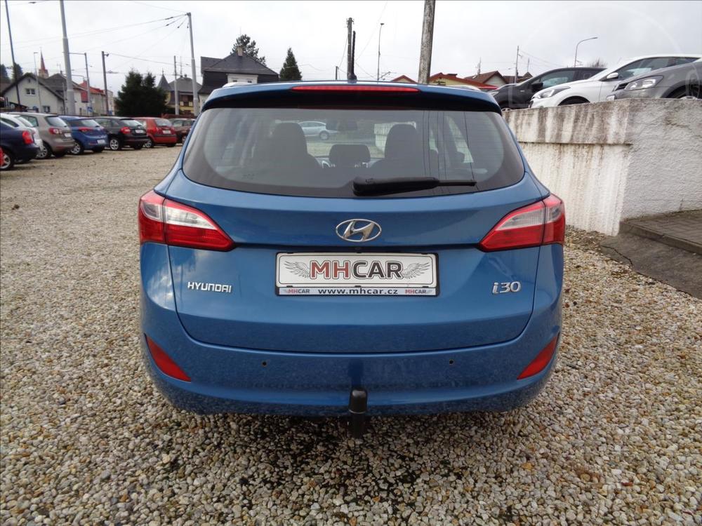 Hyundai i30 1,6 GDI 99kW Trikolor