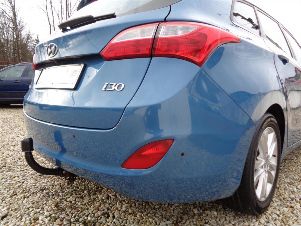 Hyundai i30 1,6 GDI 99kW Trikolor