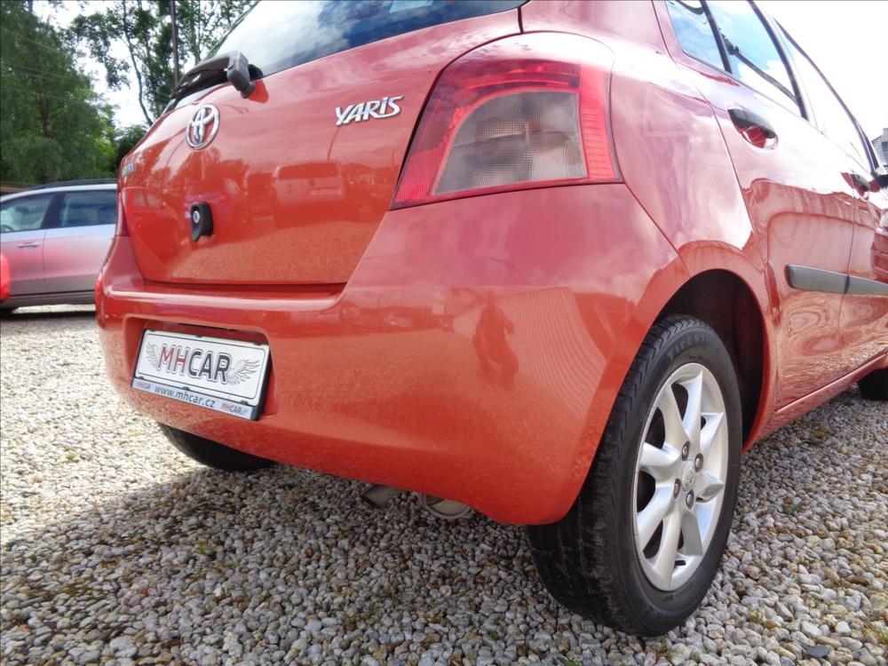 Toyota Yaris 1.0i 5dv