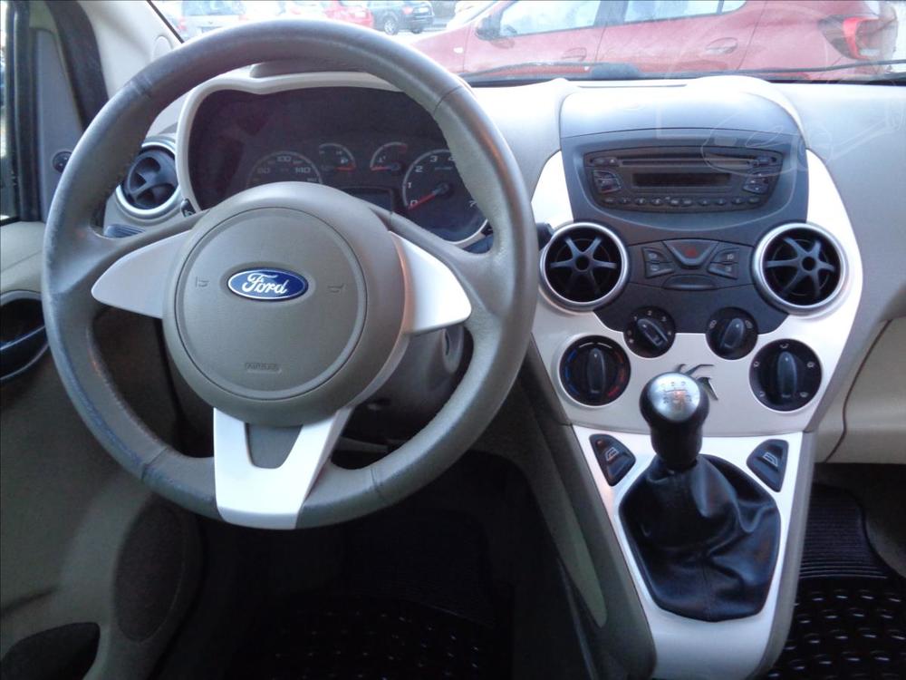 Ford Ka 1,2 i 51kW Titanium