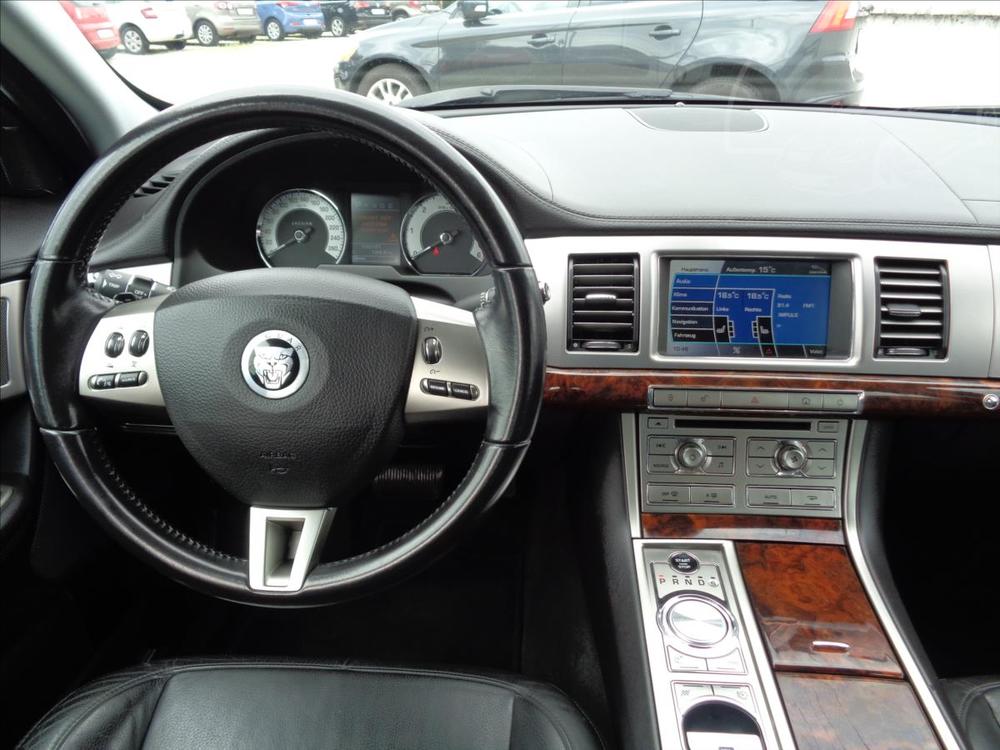 Jaguar XF 3,0D 155kW Luxury Auto