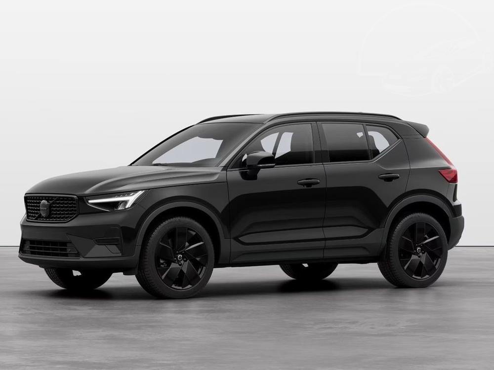 Volvo XC40 Plus Black Edition B4 FWD 145k