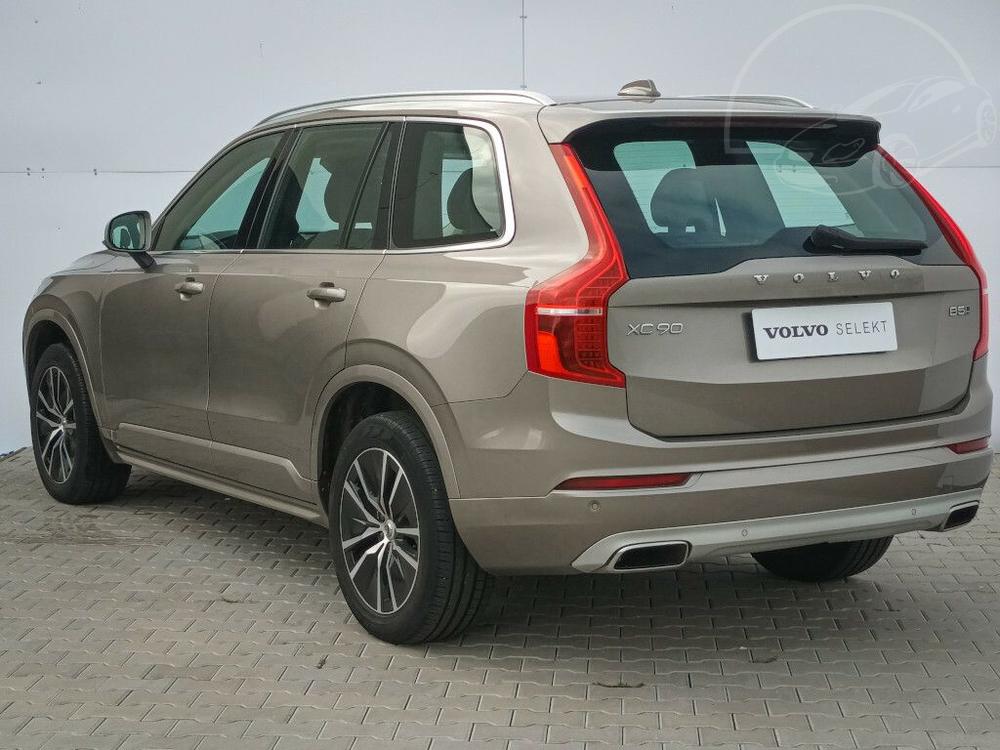 Volvo XC90 Momentum PRO B5 AWD 173kW