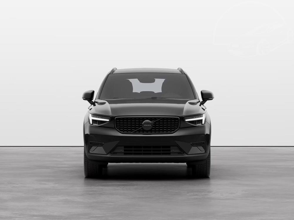 Volvo XC40 Plus Black Edition B4 FWD 145k