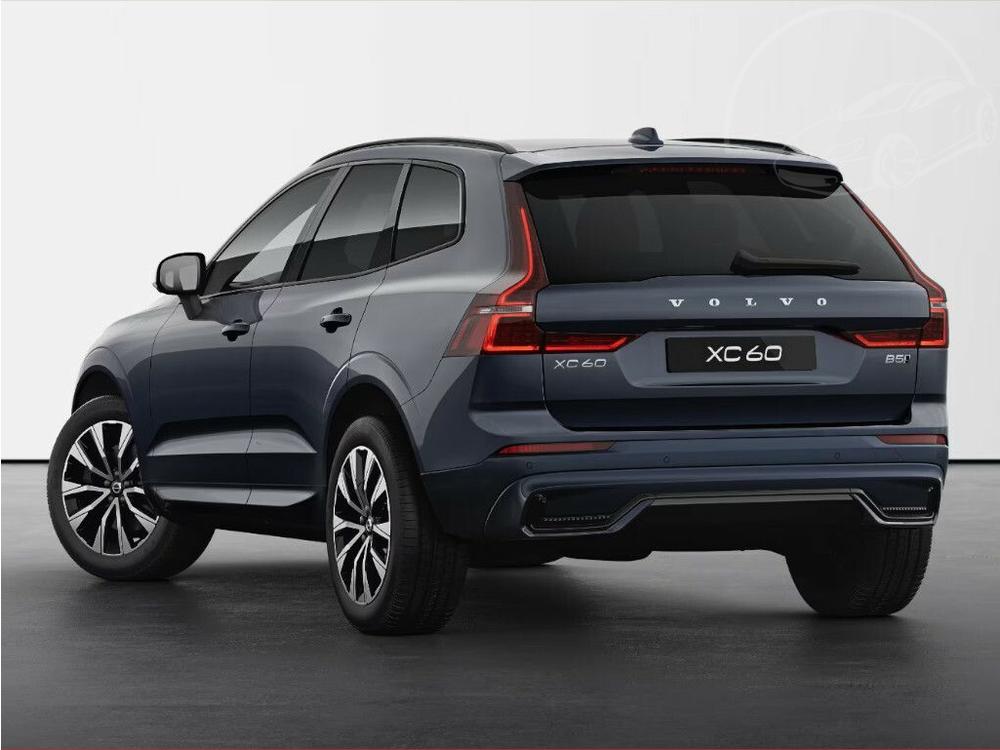 Volvo XC60 PLUS DARK B5 AWD 184kW