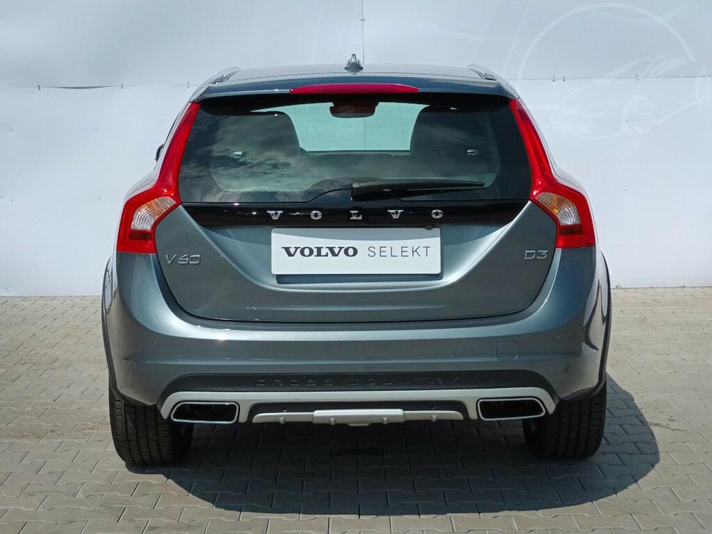 Volvo V60 Plus D3 Corss Country Plus 110