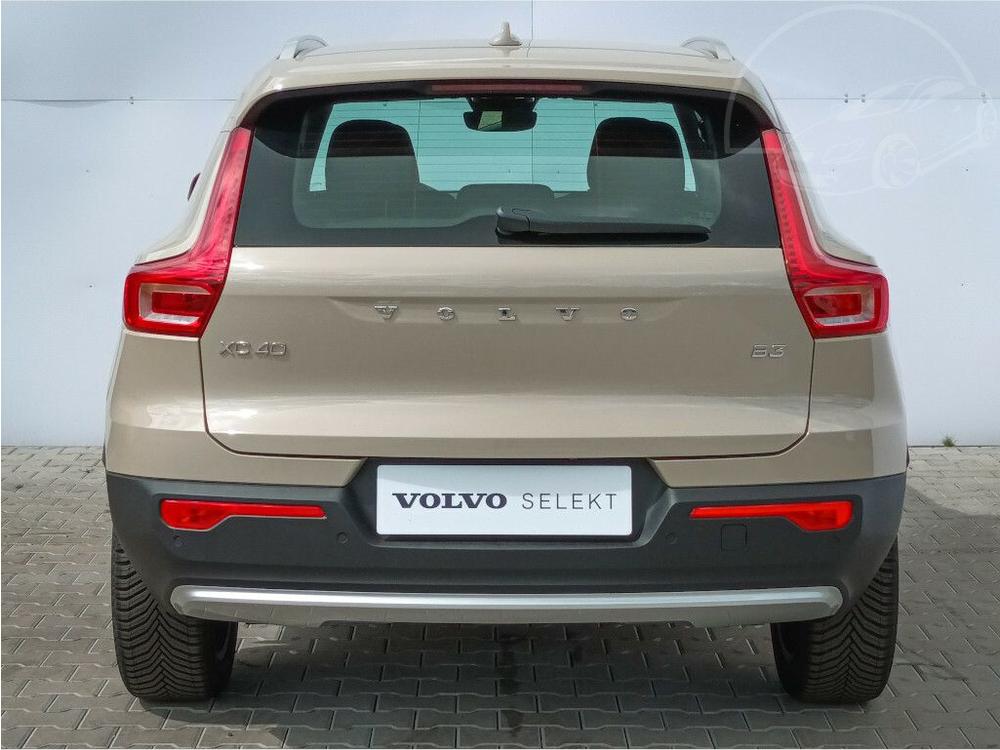 Volvo XC40 CORE B3 FWD 120kW