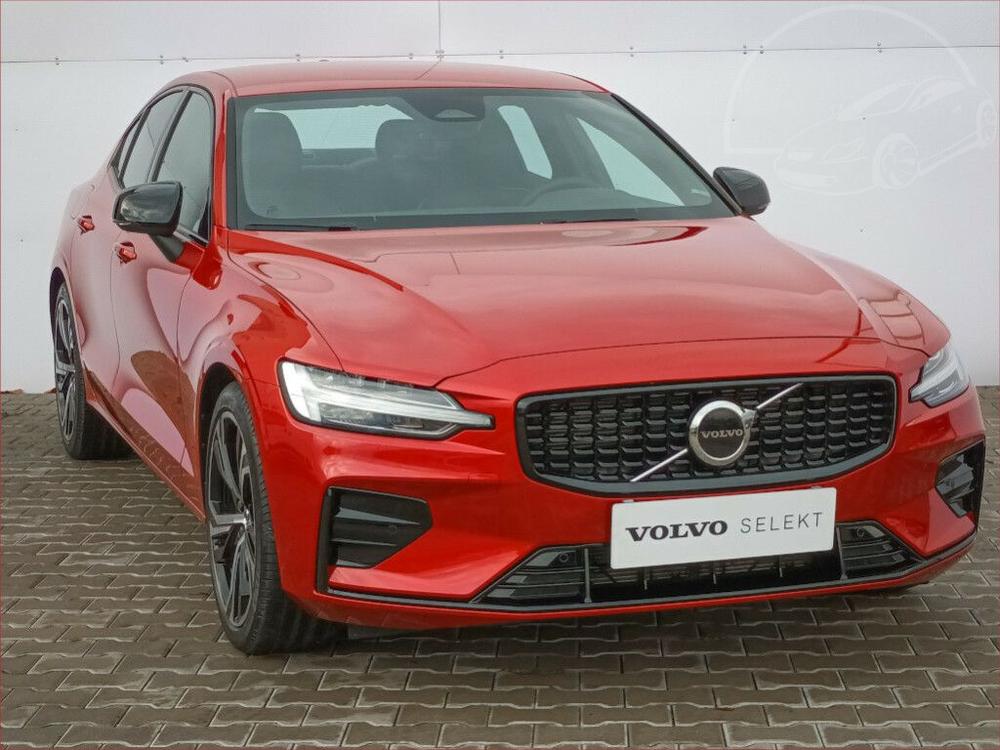 Volvo S60 PLUS DARK B5 AWD 184kW