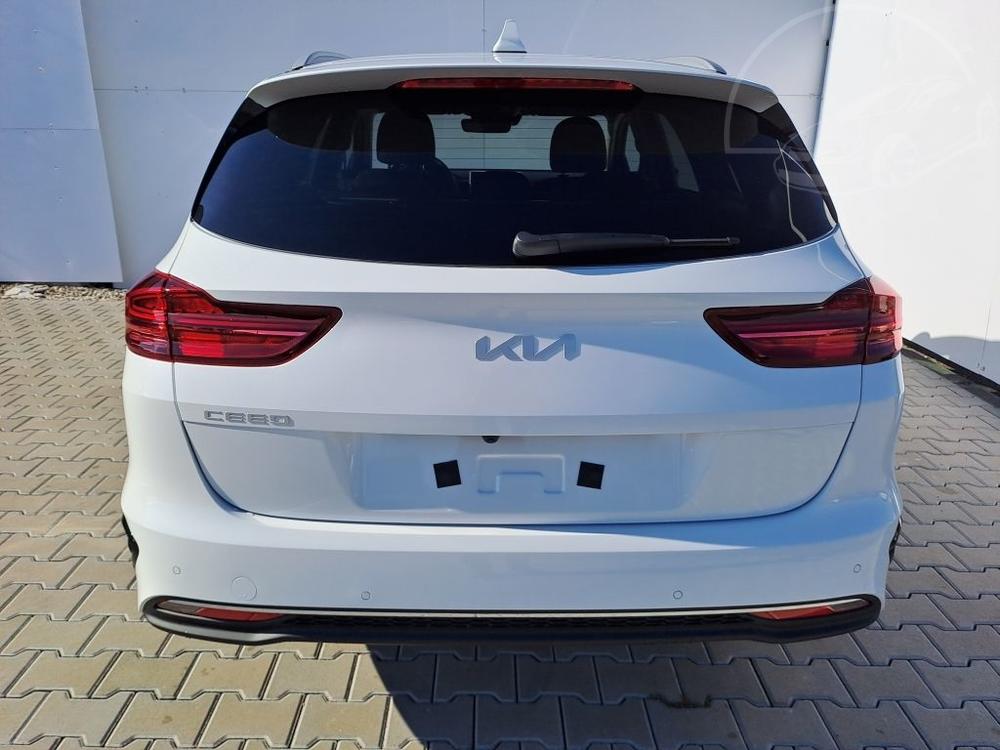 Kia Ceed TOP 1,5 T-GDi GPF 7DCT 103kW/1