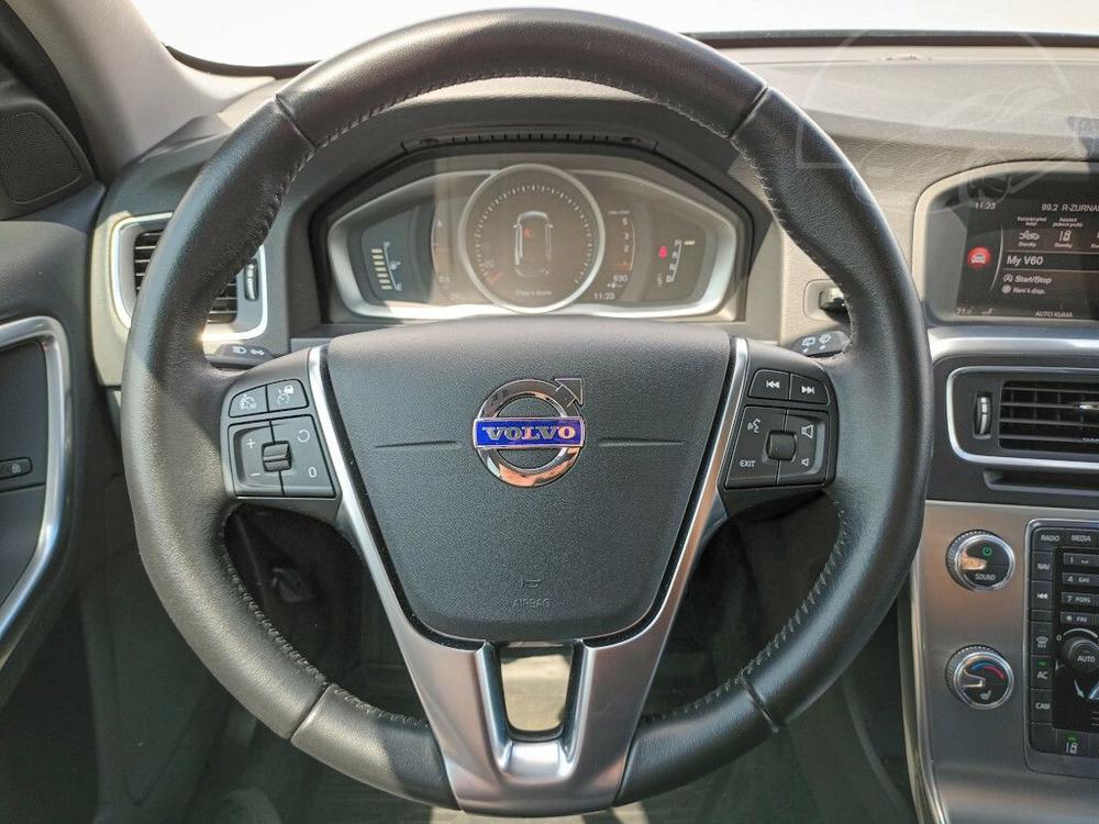 Volvo V60 Plus D3 Corss Country Plus 110