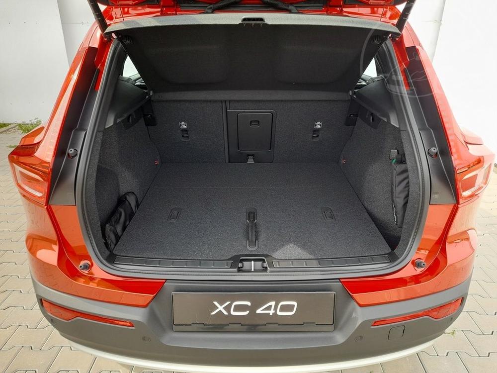 Volvo XC40 CORE B3 FWD 120kW