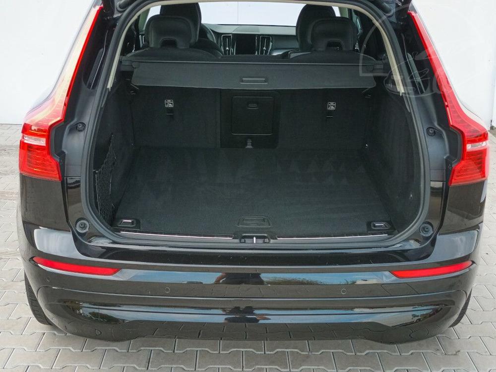 Volvo XC60 Momentum Pro B4 AWD 145kW