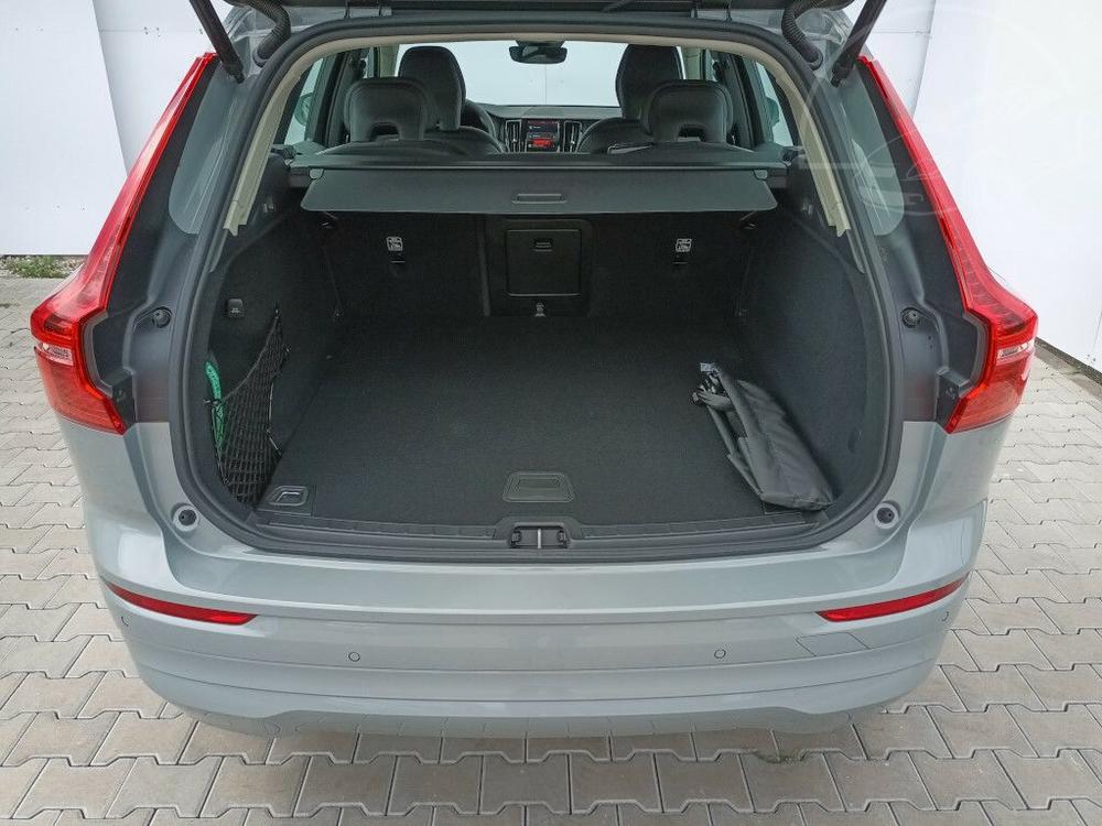 Volvo XC60 CORE B4 FWD 145kW