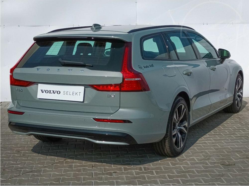 Volvo V60 Plus Dark B4 FWD 145kW