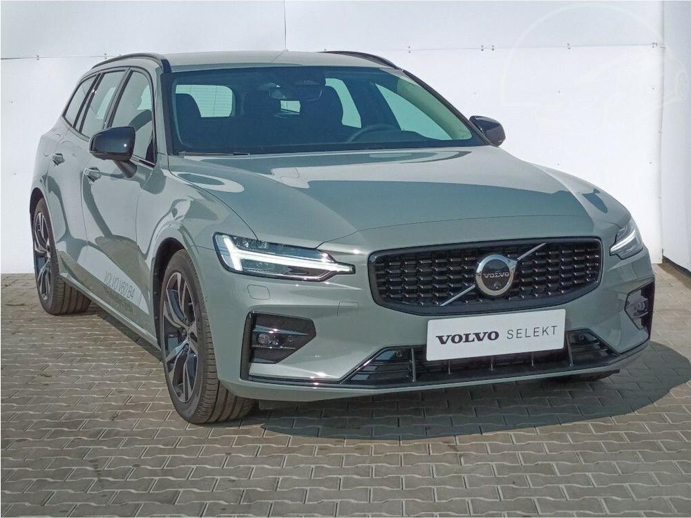 Volvo V60 Plus Dark B4 FWD 145kW