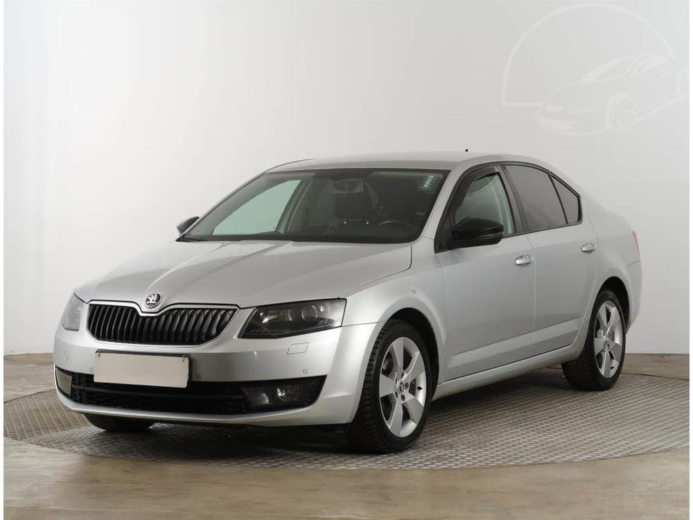 Prodm koda Octavia 1.6 TDI, NOV CENA, Navi