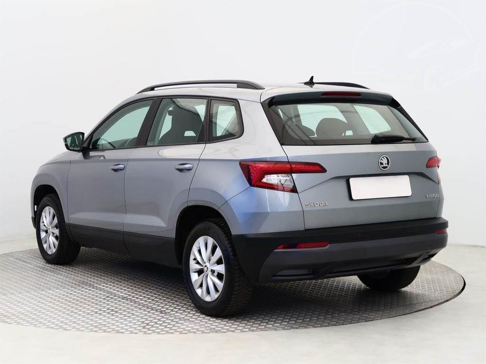 koda Karoq 1.6 TDI, NOV CENA, R,2.maj