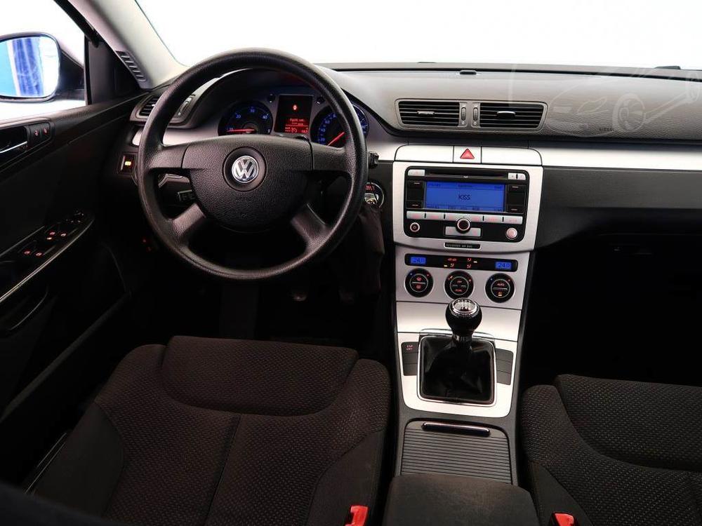 Volkswagen Passat 2.0 TDI, Automatick klima