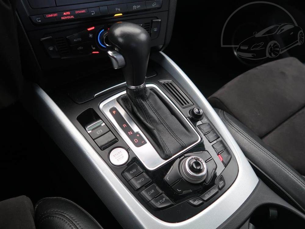 Audi Q5 S-line 3.0 TDI, 4X4, Automat