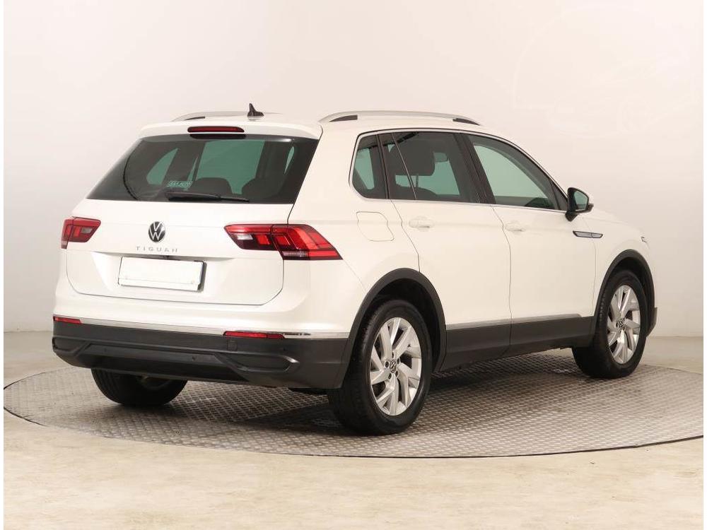 Volkswagen Tiguan 1.5 TSI, NOV CENA, R,2.maj