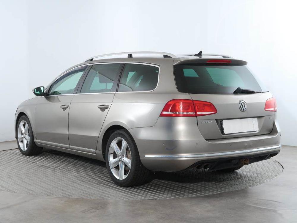 Volkswagen Passat 2.0 TDI, NOV CENA, Serv.kniha