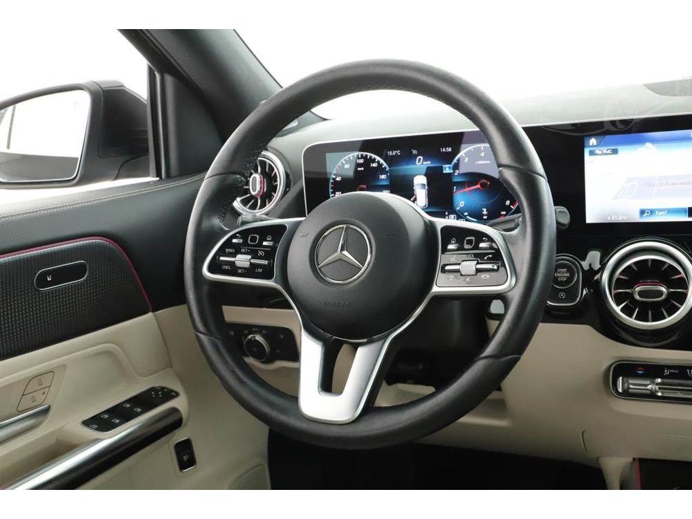 Mercedes-Benz GLA  200, NOV CENA, Automat, R