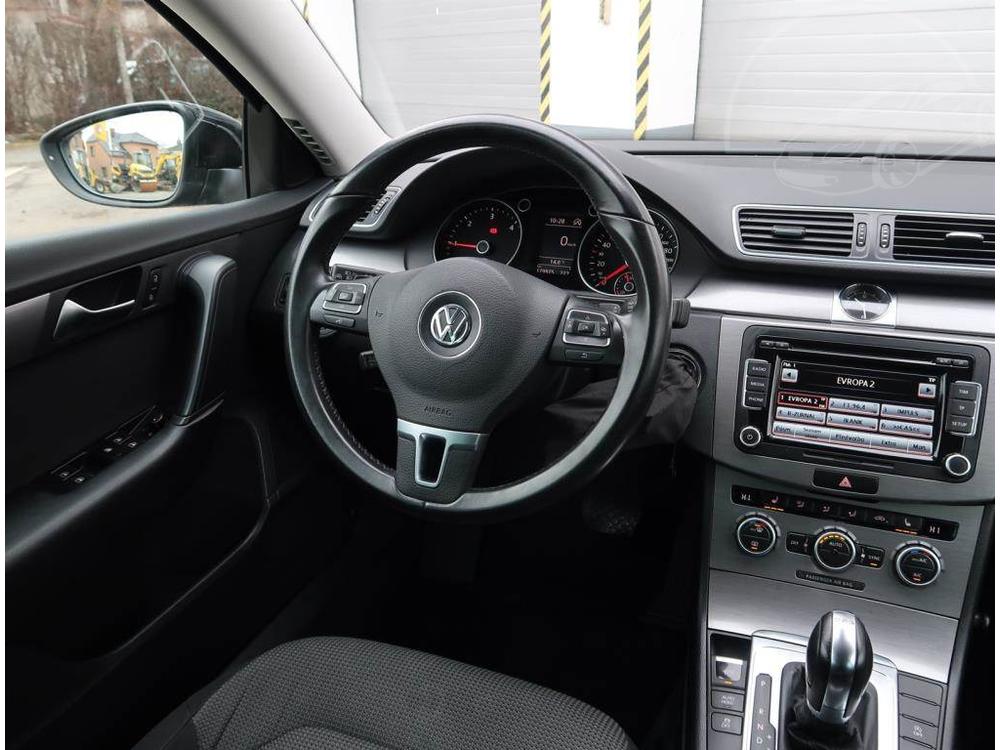Volkswagen Passat 2.0 TDI, NOV CENA, Automat