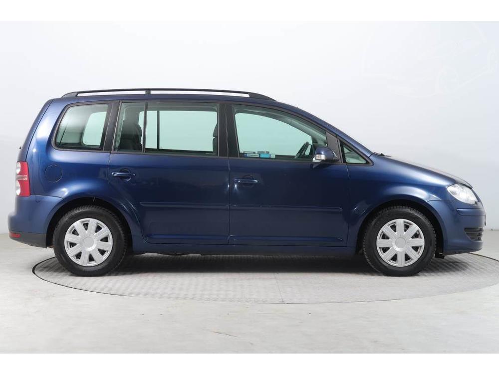 Volkswagen Touran 1.6, Automatick klima