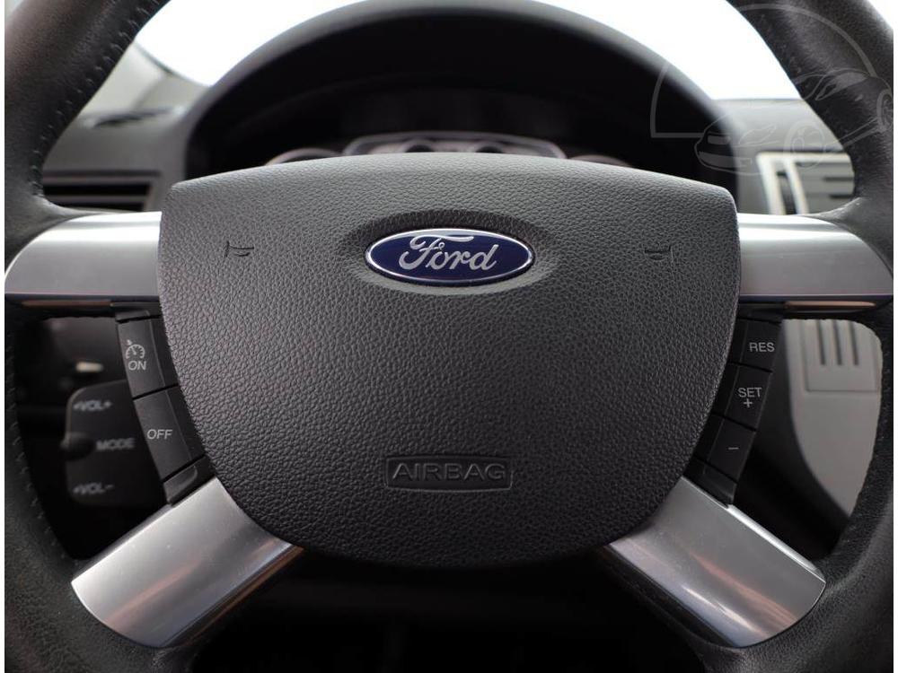 Ford Kuga 2.0 TDCi, NOV CENA, 4X4, R