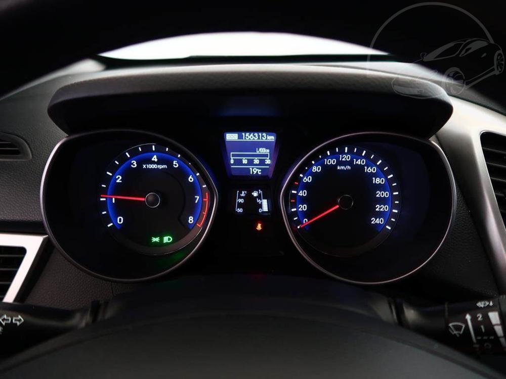 Hyundai i30 1.6 MPI, Serv.kniha, Klima